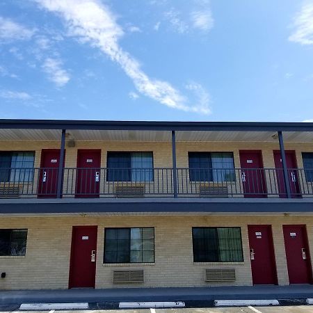 Executive Inn Пасадена Экстерьер фото
