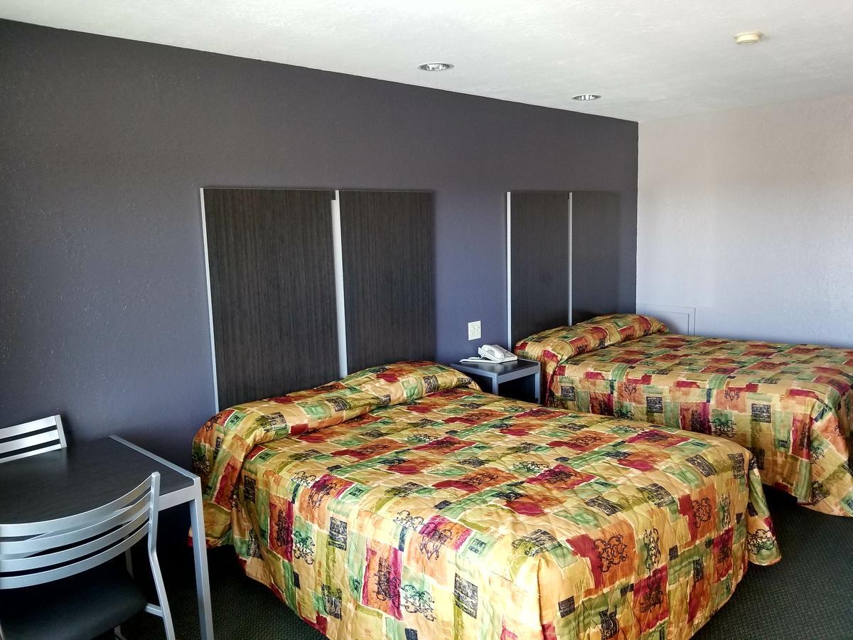 Executive Inn Пасадена Экстерьер фото