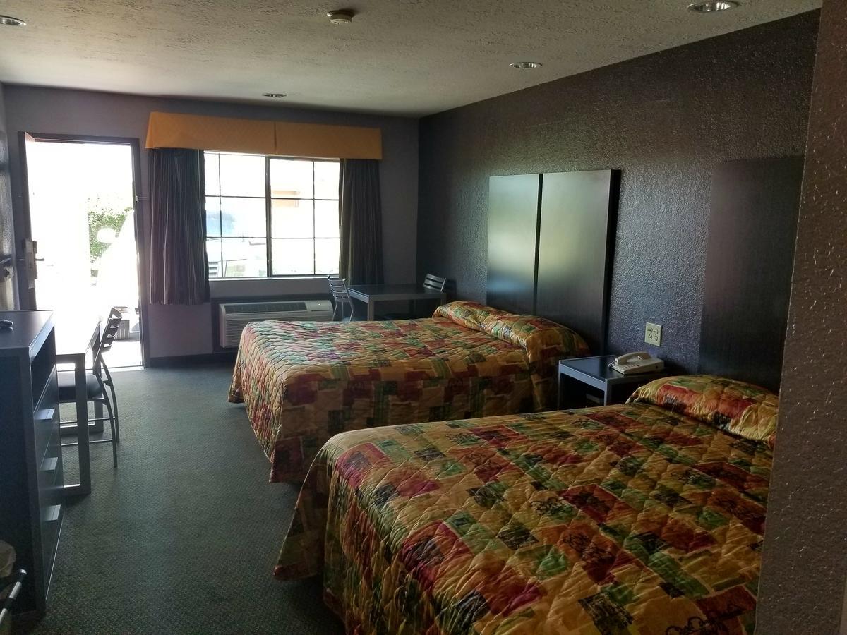 Executive Inn Пасадена Экстерьер фото